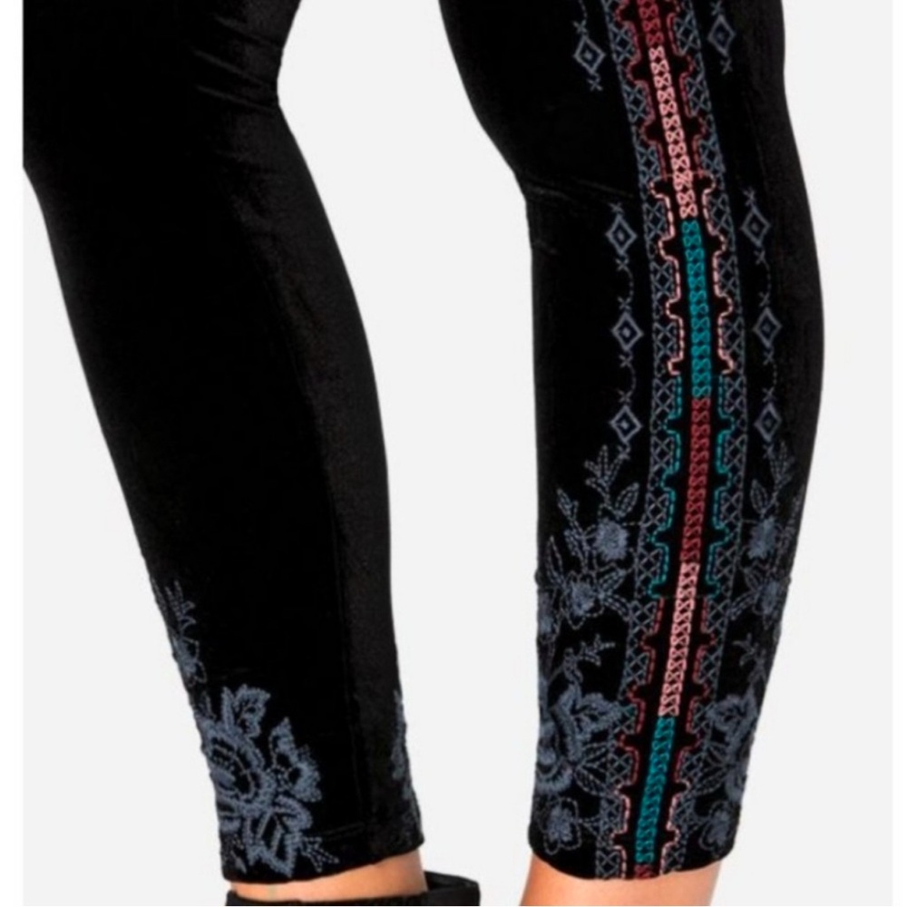 Johnny Was Workshop Tahndi Pull On Velvet Embroidered Leggings L